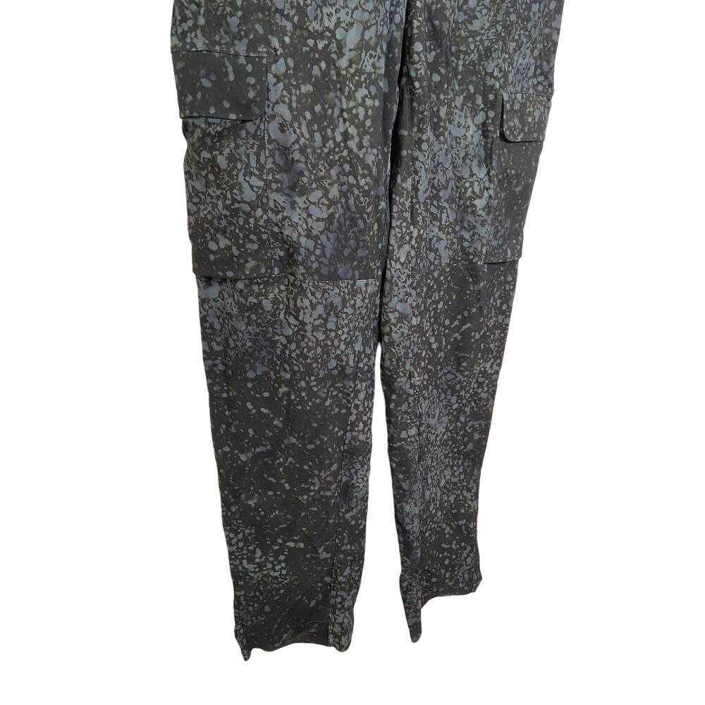 Lululemon LAB Reykur Jumpsuit Long Sleeve Cargo Pockets Paint Splatter Size XS - Picture 7 of 12